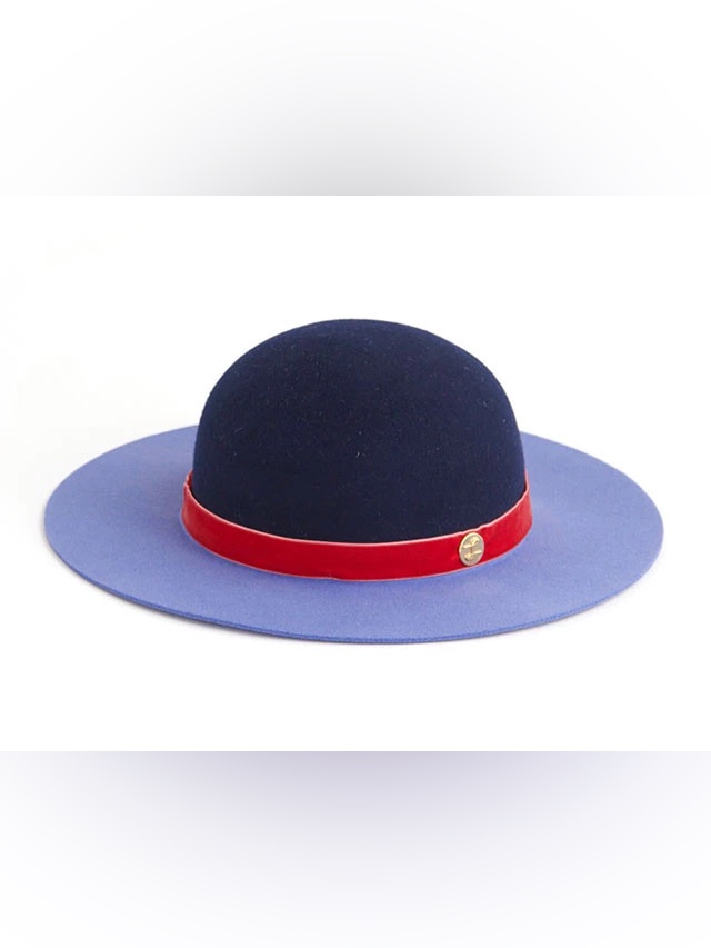 Liebe Girls Hat With Original Branded Presentation Hat Box Both Brand New